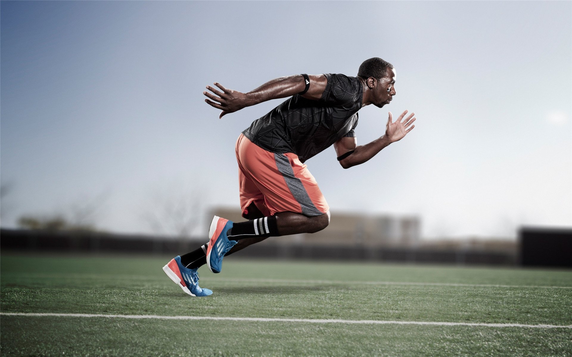 武术散打全国冠军赛打满五回合精彩激烈,散打武术比赛