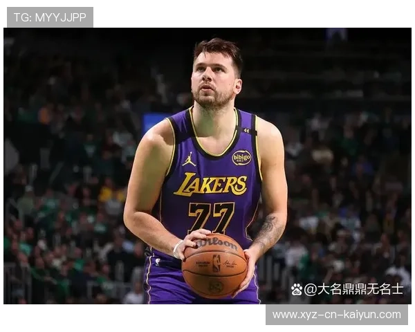 东契奇突破造对抗并命中,独行侠在第四节发力